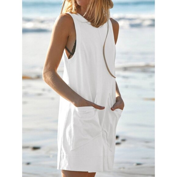 Beach Boho Maui - Round Neck Sleeveless Romper with Pockets - - Picture 4 of 4